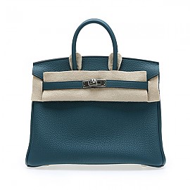 https://www.celebs.co.kr/data/item/1666226794/thumb-0_581B0051_270x270.jpg