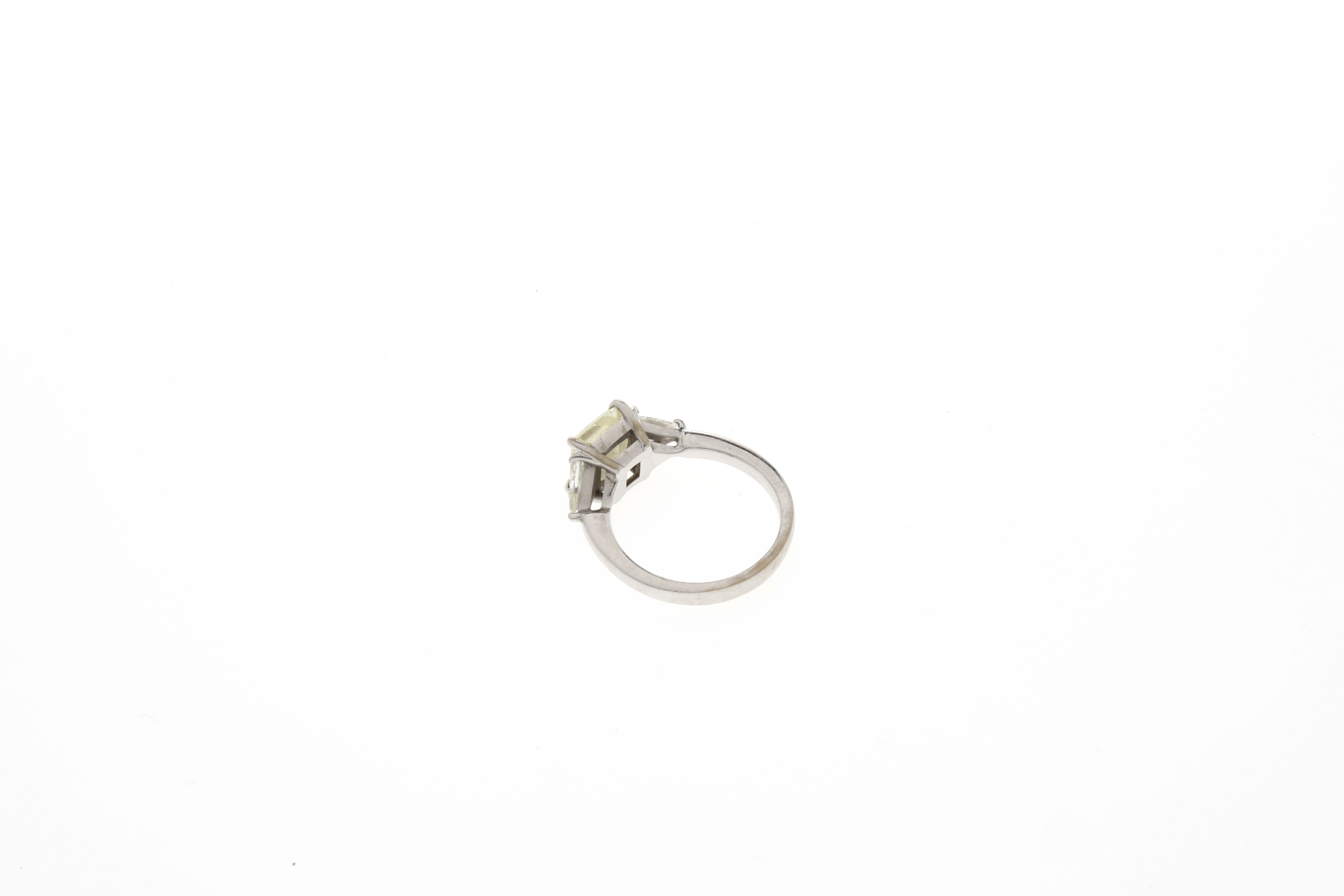 옐로우 다이아몬드  반지 2.8ct